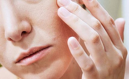 12 cách chống khô da vào mùa đông không còn bong vảy trắng 