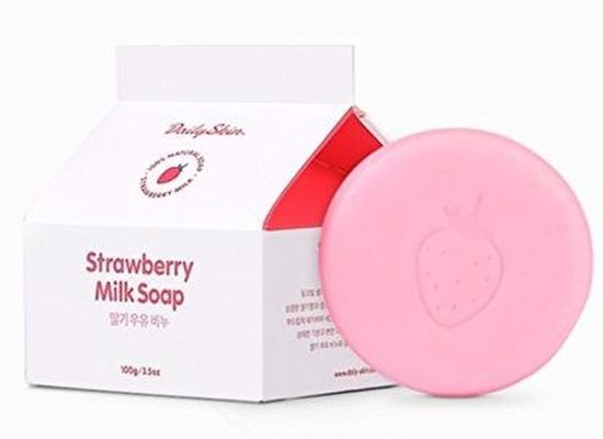 Xà phòng trị mụn Hàn Quốc Strawberry Milk Soap