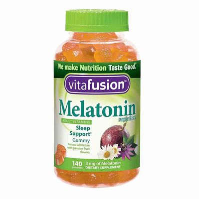 Kẹo dẻo Vitafusion Aldult vitamins hỗ trợ cải thiện mất ngủ
