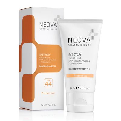 Kem chống nắng da mặt và body Neova Everyday Facial Fluid SPF44
