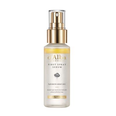 Serum xịt d'Alba First Spray 50ml - Dưỡng da căng bóng với chiết xuất nấm Truffle trắng, làm sáng và đàn hồi cho làn da rạng rỡ.