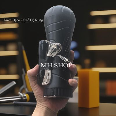 Đèn Pin 7 Chế Độ Sáng Dành Cho Nam Cao Cấp Có Remote Chỉnh Tay 670235