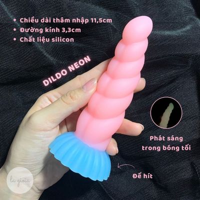 Dương vật giả Dildo xoắn hồng có đổi màu trong bóng tối