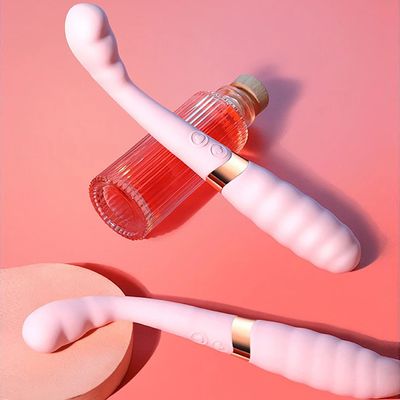 Que rung 2 đầu Vannessa kích thích điểm G, giải tỏa Sinh Lý