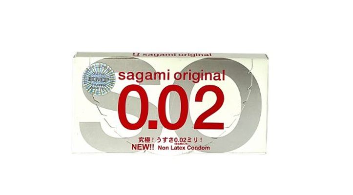 Bao cao su Sagami 0.02 – Hộp 2 chiếc, siêu mỏng cao cấp chỉ 0.02mm cảm giác chân thật, truyền nhiệt nhanh ôm sát