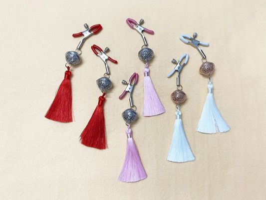 Lục lạc kẹp ti bạo dâm kích thích dành cho nữ 356234