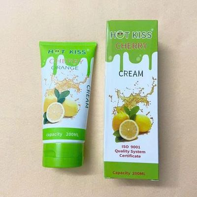 Gel bôi Hot Kiss hương cam chai lớn 200ml