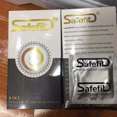 Bao cao su Safefit 4 IN 1 (đen) hộp 12 cái giao nhanh