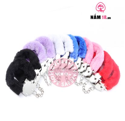 Còng Tay Số 8 Bằng Thép Có Lót Lông Màu Đỏ chính hãng - chất liệu an toàn cho da, dễ vệ sinh, êm ái khi dùng - giao hàng che tên kín đáo