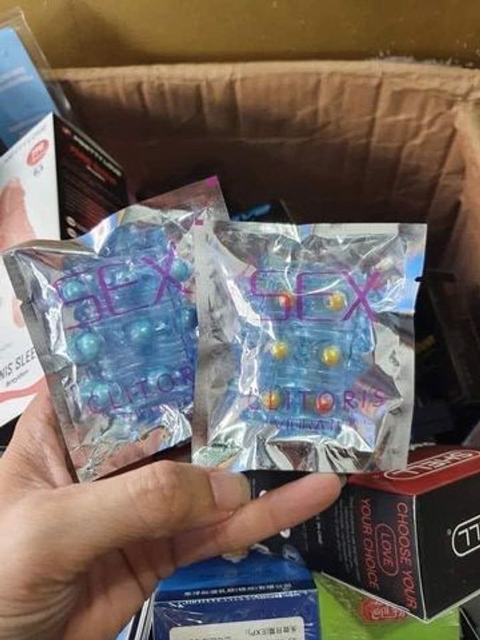 Bao cao su đôn dên trơn trong suốt – Tăng kích thước,Hana