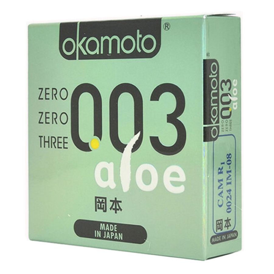 Hộp 3 Bao Cao Su Mềm Mại Tinh Chất Lô Hội Okamoto 0.03 Aloe