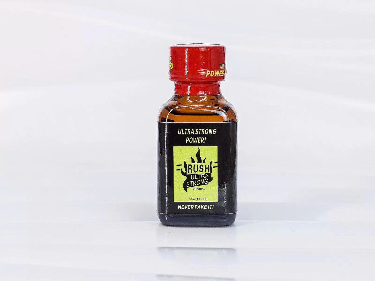 Chai hít Rush Ultra Strong Power 30ml tăng cảm giác phấn khích