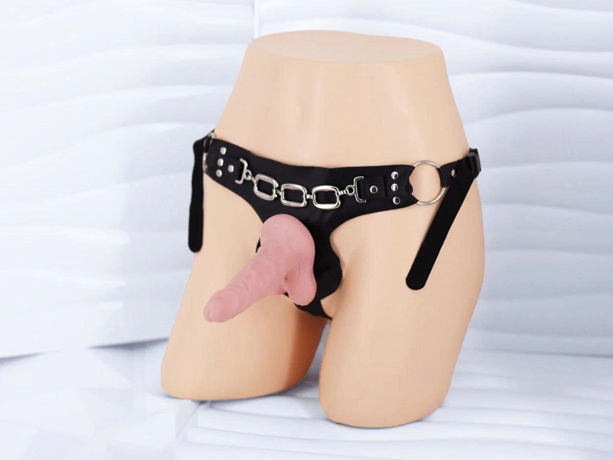 Dương vật giả có dây đeo đặc ruột Ultra Harness không rung 354520