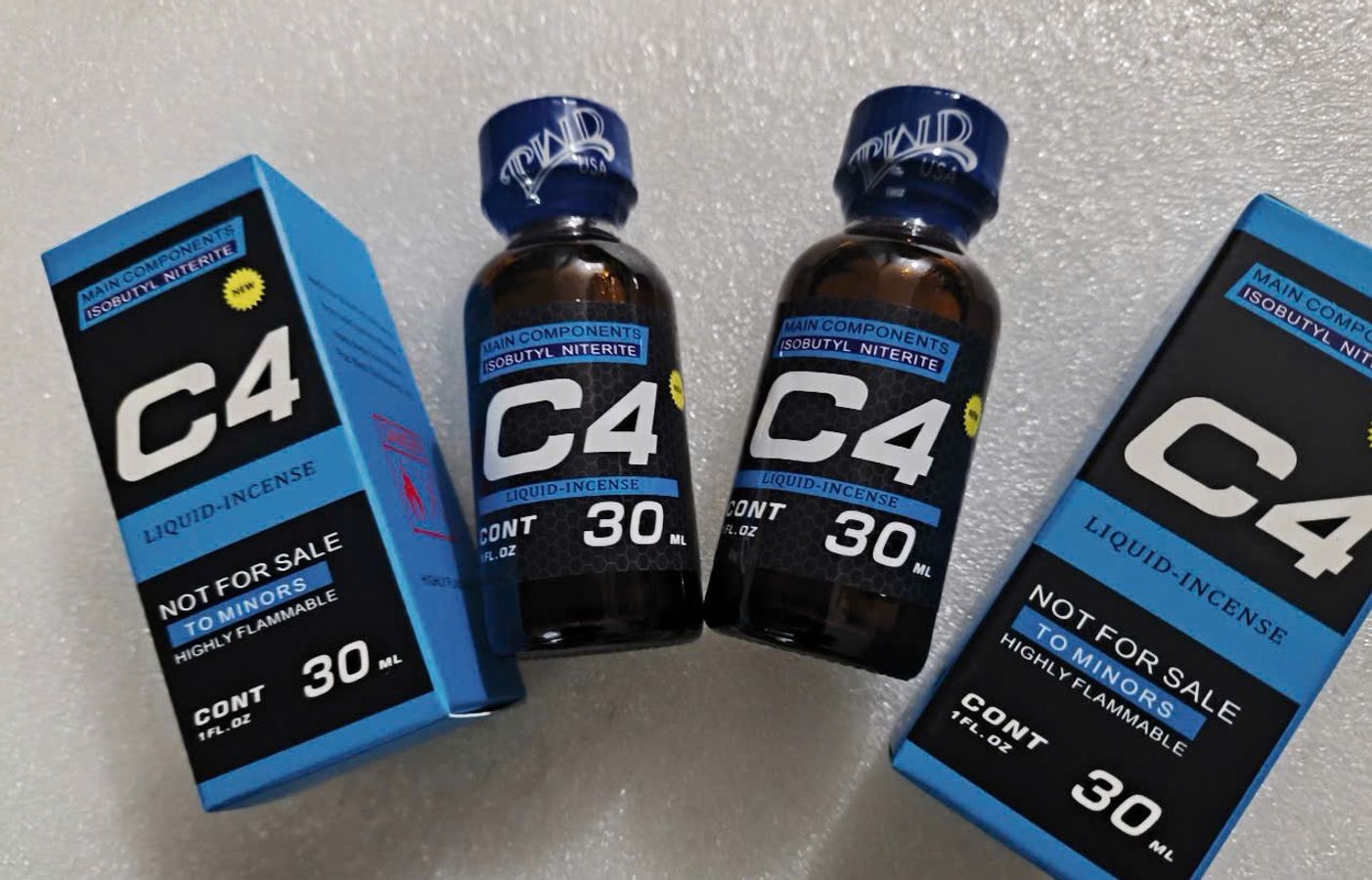 Popper 30ml USA C4, cho ng lờn nặng, cực mạnh, ko bỏng mũi, ko nhức đầu, che tên sp 