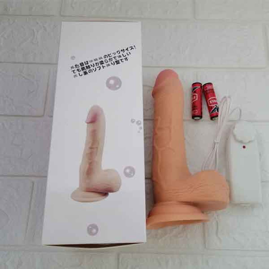 Dương vật giả JB Korea có rung cao cấp mềm mại, gân guốc có bìu và đế hít đất