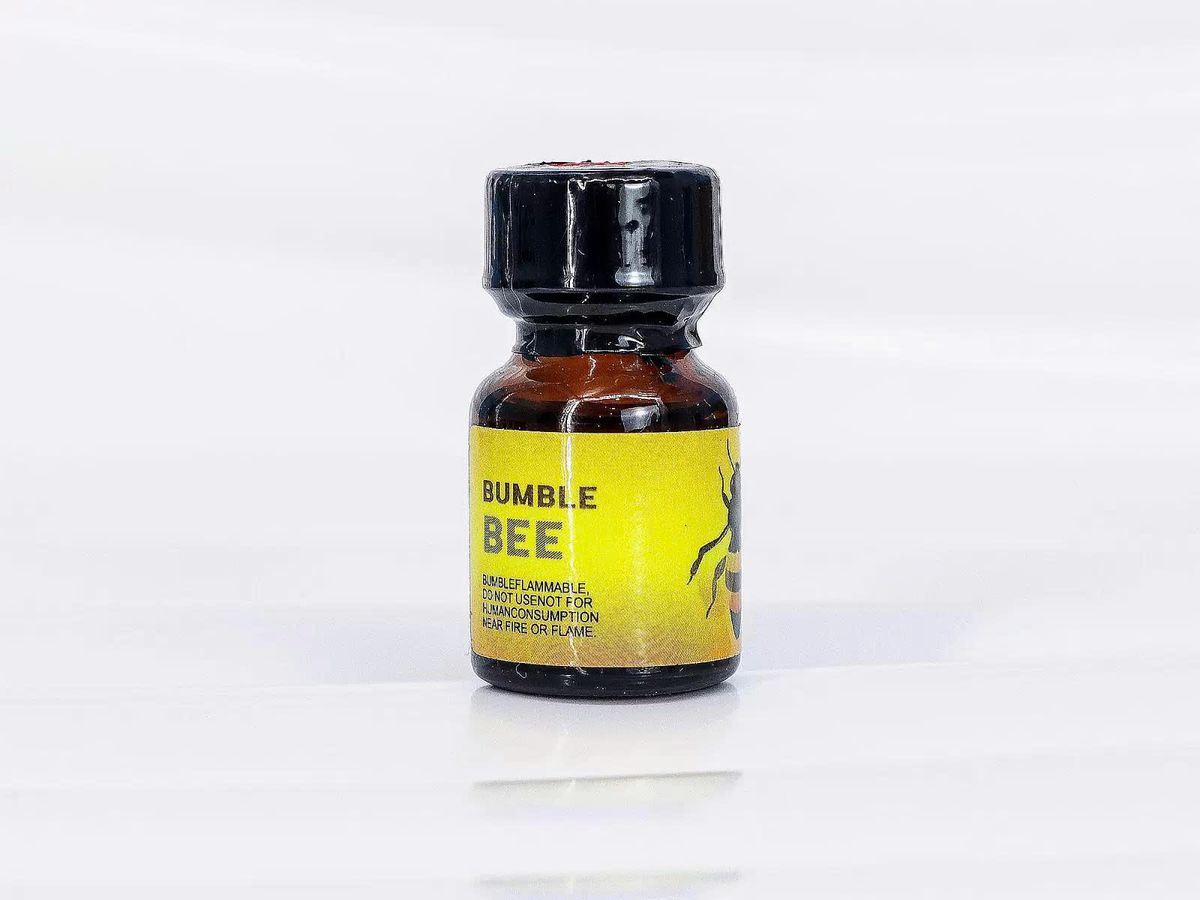 Chai hít Bumble Bee 10ml tăng cảm giác phấn khích
