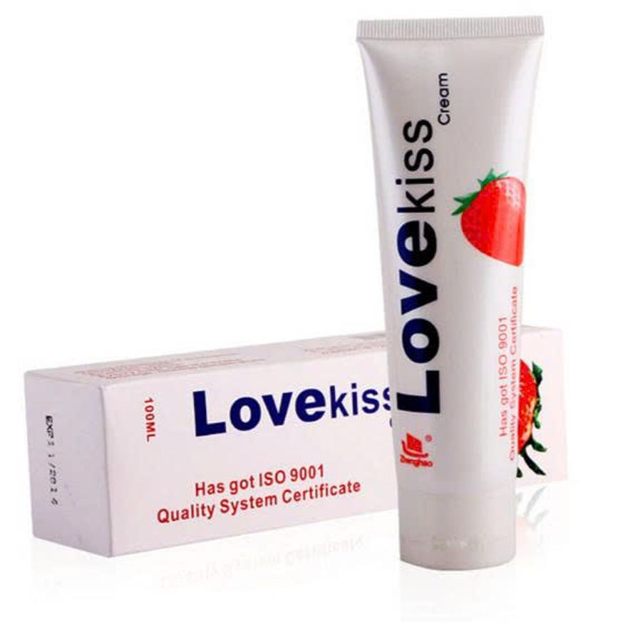 Gel Bôi Cao Cấp Hương Dâu - Love Kiss 100ml