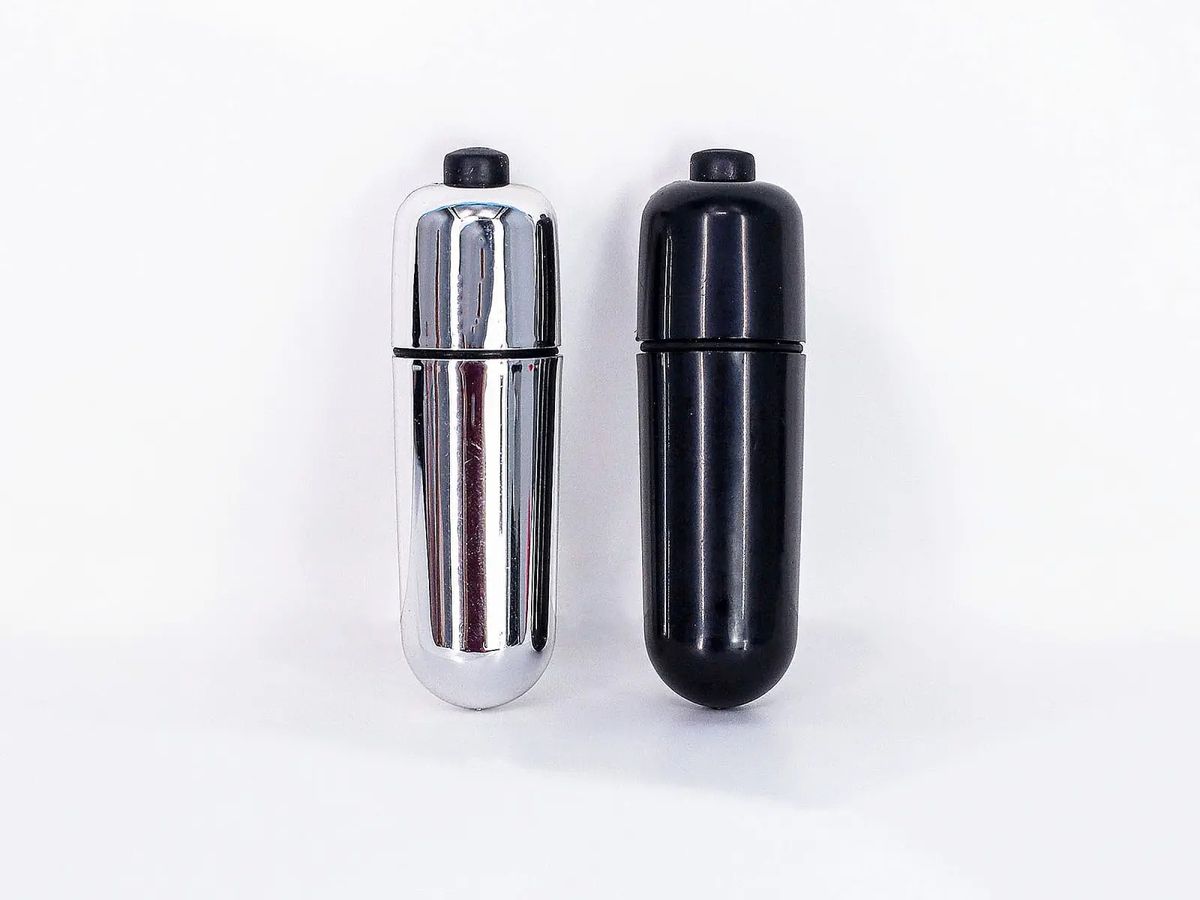 Cục rung tình yêu viên đạn pin rời