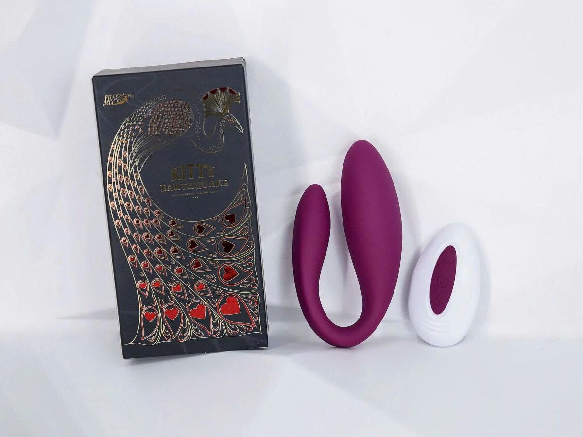 Máy Massage Hỗ Trợ Giải Tỏa Cho Nữ Trứng rung kích hậu Kitty Earthquake pin sạc Chính Hãng