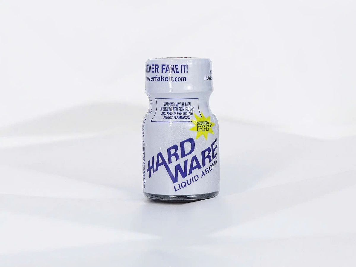 Chai hít Hard Ware 10ml tăng cảm giác hưng phấn