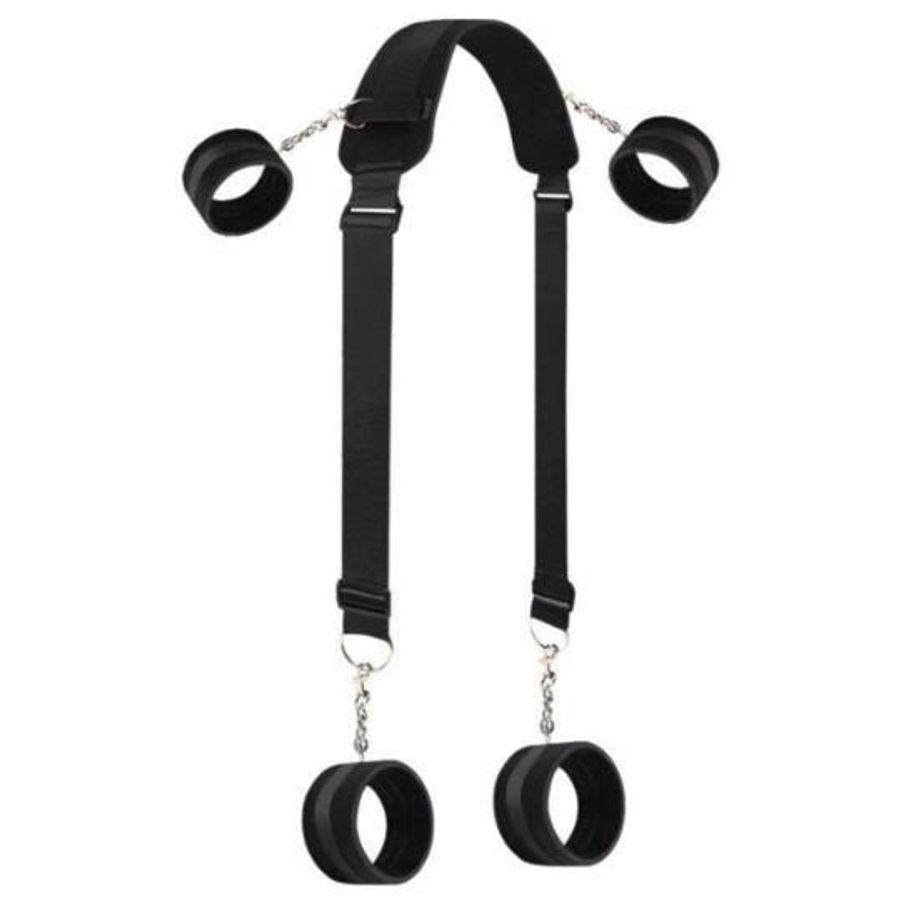 Còng tay chân BDSM