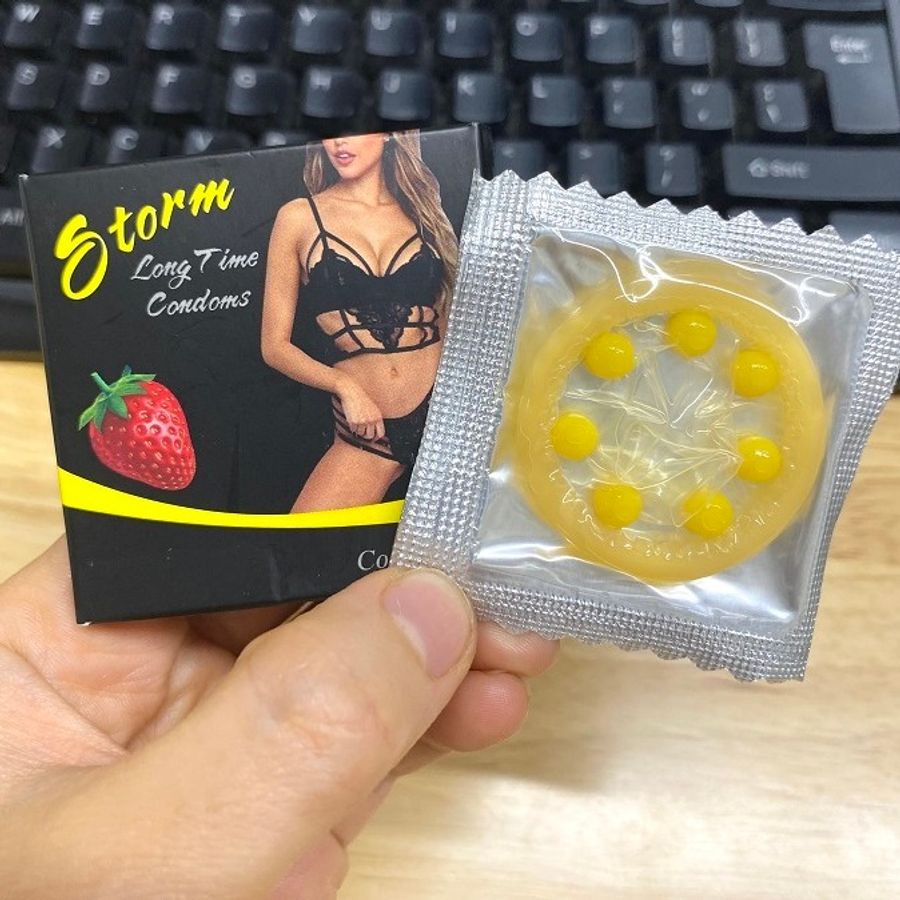 Bao Cao Su Storm 7 Bi Lớn Hương Dâu - Lốc 10 Chiếc 719116