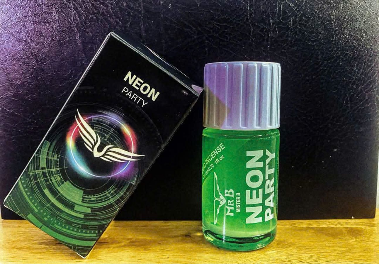 Popper NEON 40ML, Tác Dụng Nhanh,Kích Thích Cực Mạnh,Phê Lâu, Mùi Hương Dịu