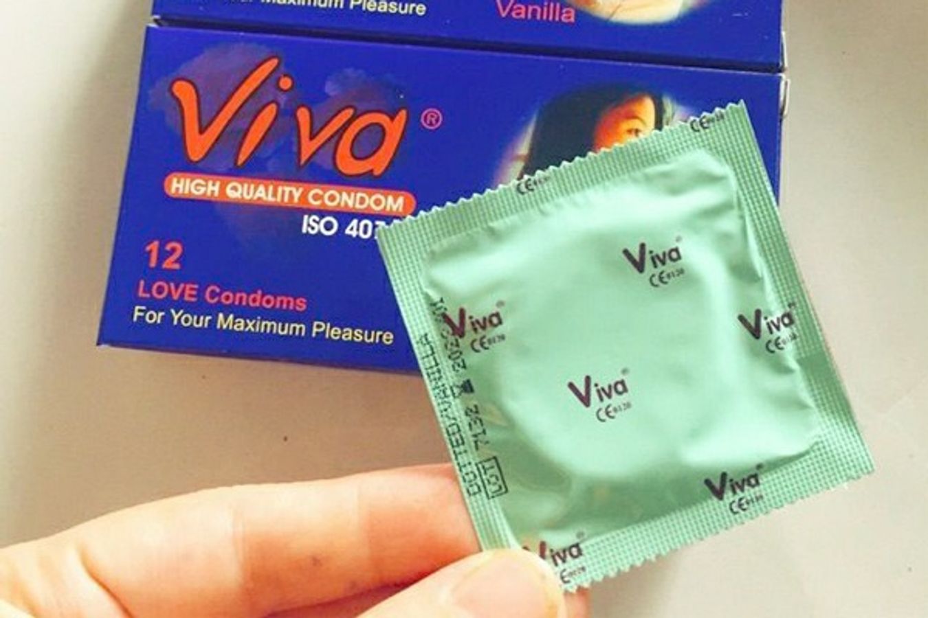 Bao cao su Viva hộp 12 cái hàng có sẵn