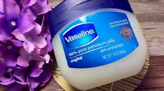 Review kem dưỡng ẩm Vaseline: dòng kem “đa zi năng” nhất hiện nay