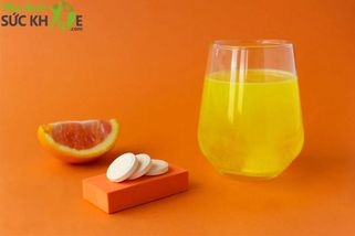Sử dụng vitamin C cho bà bầu được không?