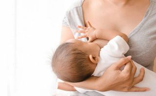 TOP 5 Cách Thông Tắc Tia Sữa Cực Hiệu Quả Cho Mẹ Sau Sinh