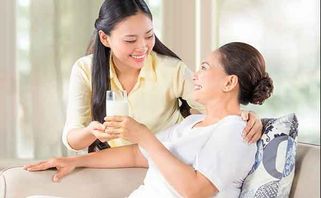 Sữa ensure cho người bệnh nên dùng Ensure Original hay Ensure Vanille Geschmack?