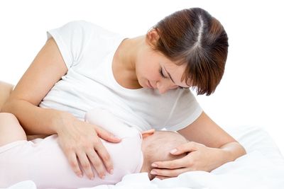 Trị nứt đầu ti